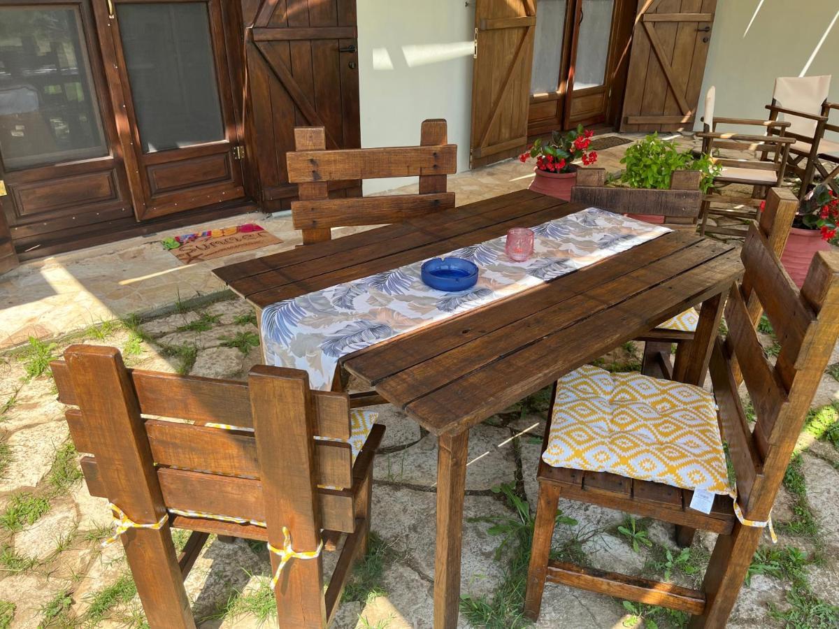 Guesthouse Kaliepia Ierissós Exteriér fotografie
